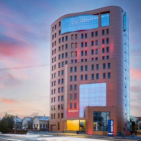 Hotel Golden Tulip Ana Tower 시비우 외부 사진