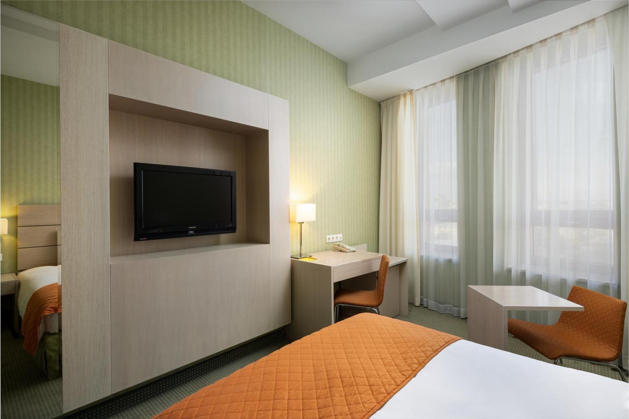 Hotel Golden Tulip Ana Tower 시비우 외부 사진