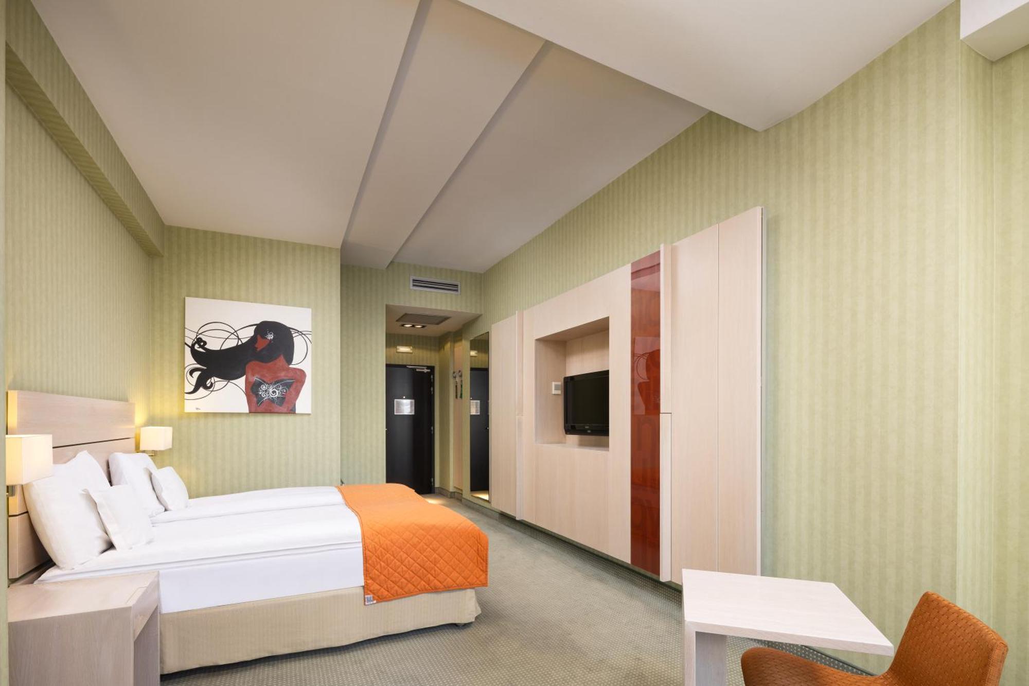 Hotel Golden Tulip Ana Tower 시비우 외부 사진